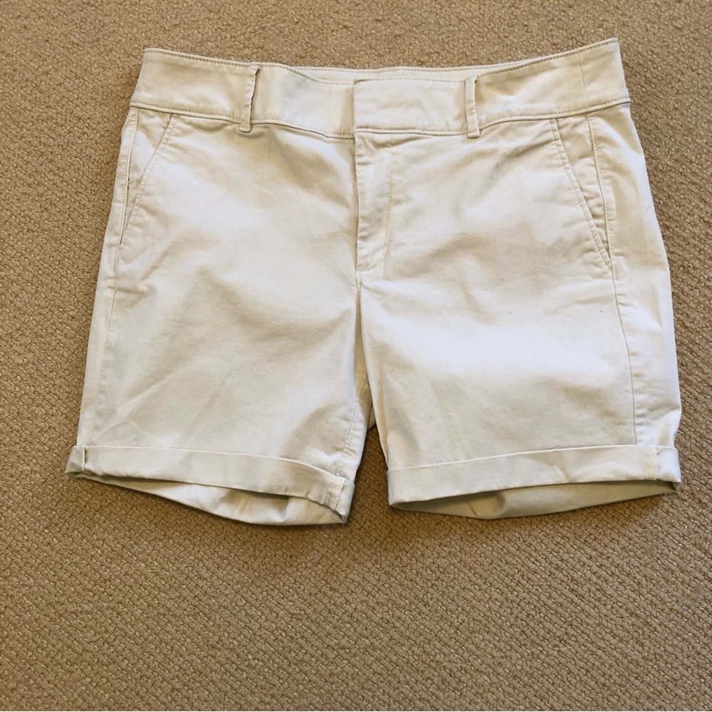 LOFT ivory cotton shorts. Size 12